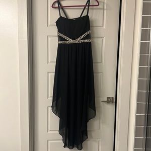 Gorgeous flowy black dress